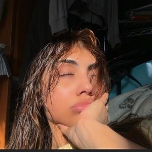 Meet your Posher, Bethany